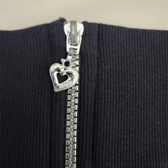 Simple Skirt Womens Size 30 Black Ribbed Knit Mini Heart Goth Witch - Picture 3 of 7